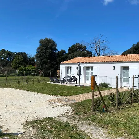 Maison Neuve Au Calme Ideale Pour 4 Voyageurs Ferienhaus